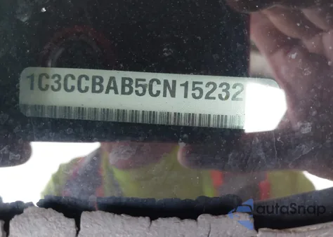2012 Chrysler 200 Lx z USA, uszkodzony, nr VIN 1C3CCBAB5CN152321
